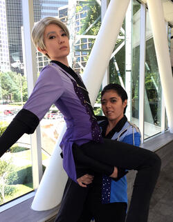 Left: Viktor Nikiforov (Yuri!!! on Ice), Right: Ruuuvo as Yuuri Katsuki (Yuri!!! on Ice)
